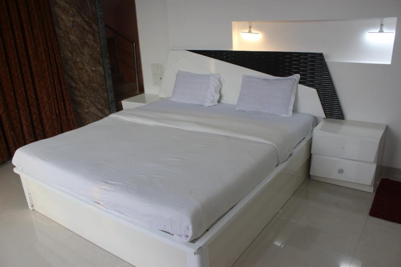 Villa 99 4Bhk Lonavala Extérieur photo